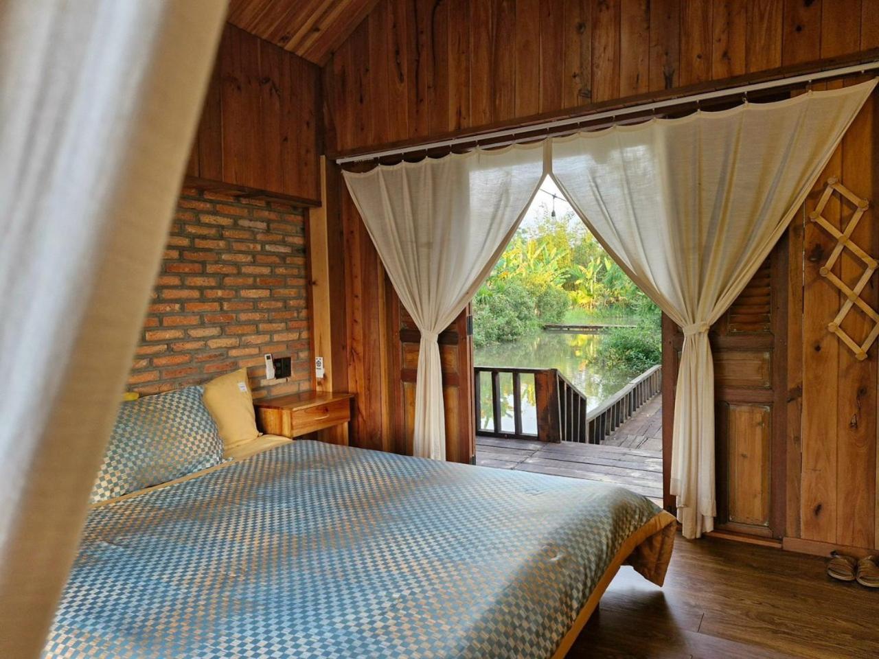 Moc An Nhien Farmstay Plây Ku Exterior foto