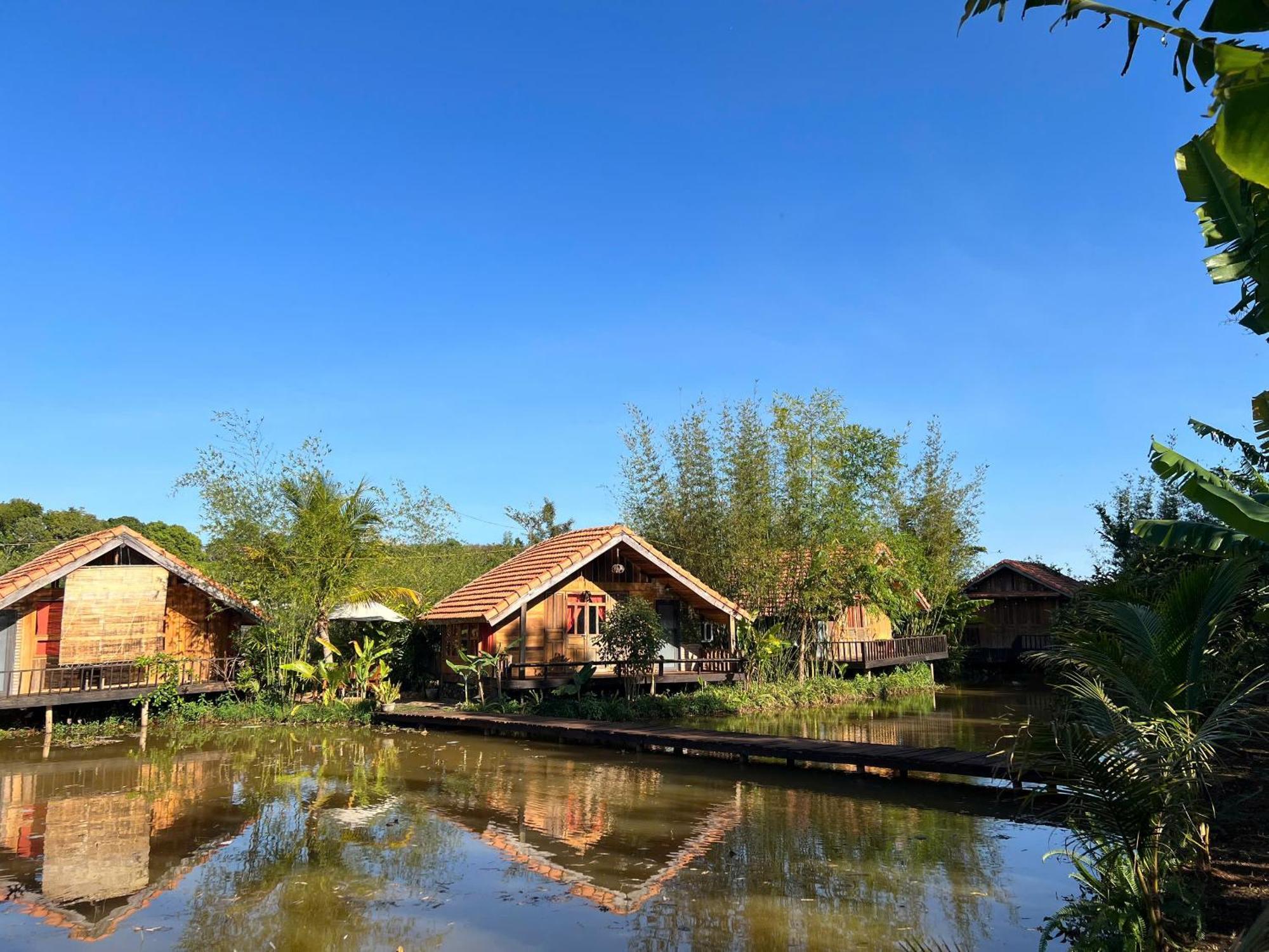 Moc An Nhien Farmstay Plây Ku Exterior foto